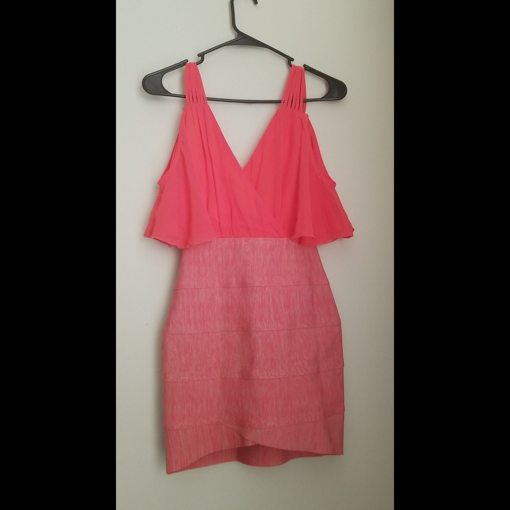 NWOT HMS CORAL RUFFLED SLEEVES TOP ELASTIC BANDAGE DRESS - Picture 6 of 15